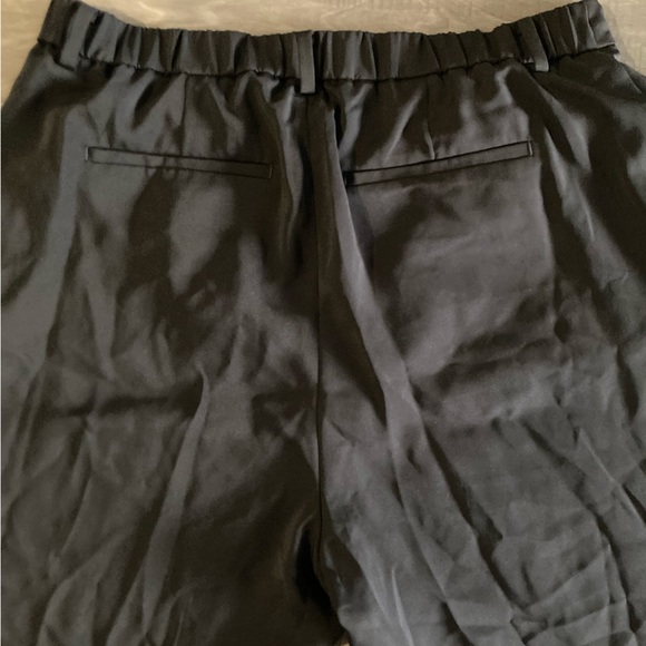 UNIQLO Trousers - Picture 3 of 4